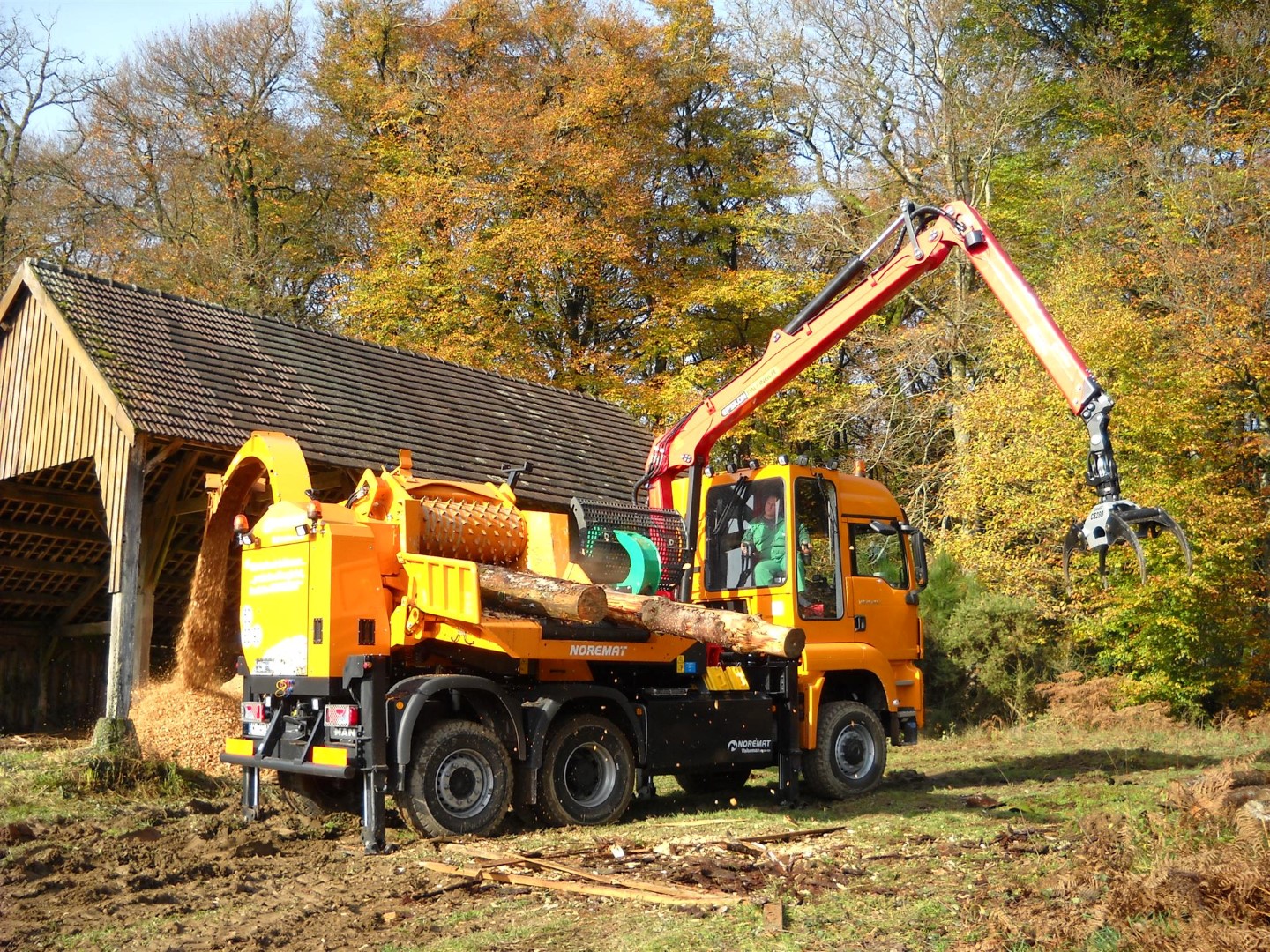 Déchiqueteuse sur camion Valormax Noremat Jenz 8